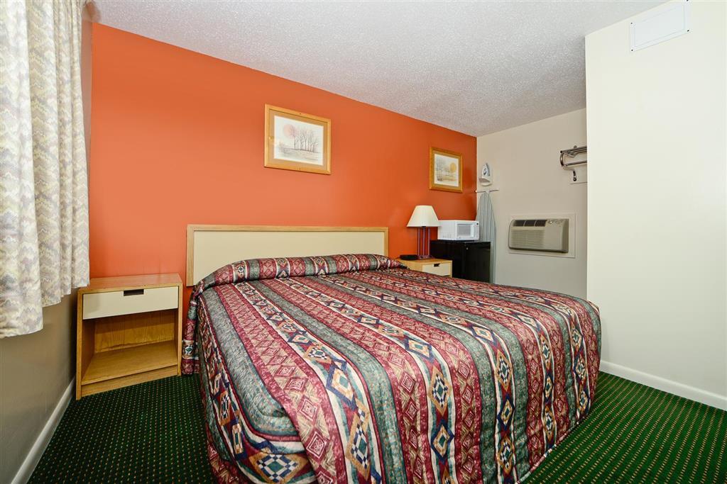 Middlefield Best Way Inn الغرفة الصورة