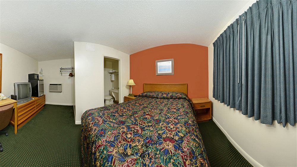 Middlefield Best Way Inn المظهر الخارجي الصورة
