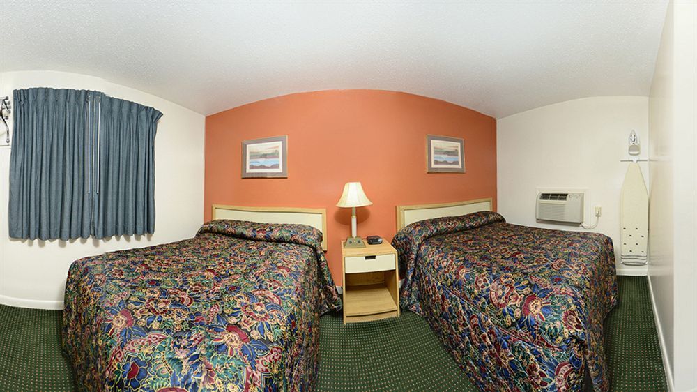 Middlefield Best Way Inn المظهر الخارجي الصورة