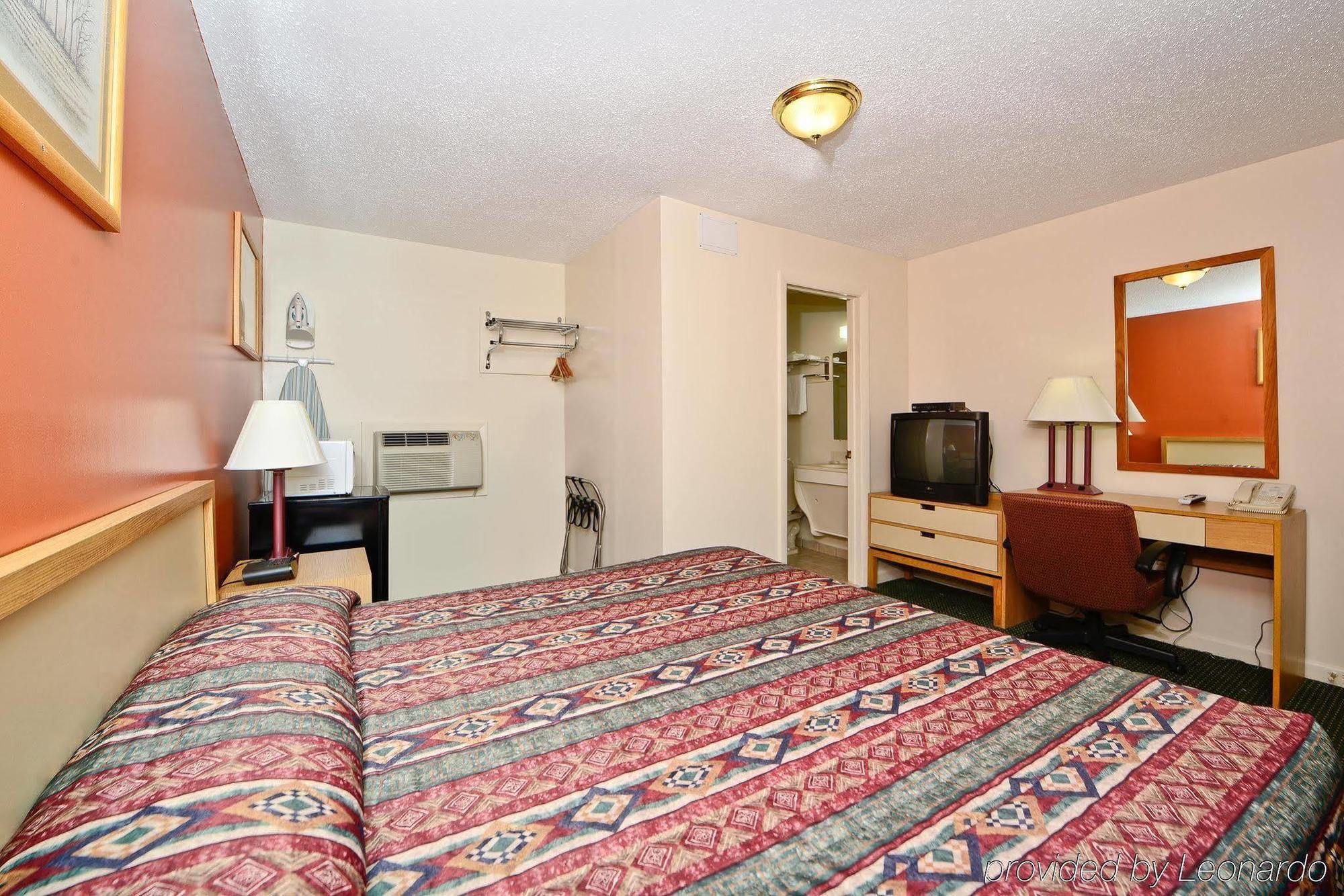 Middlefield Best Way Inn المظهر الخارجي الصورة